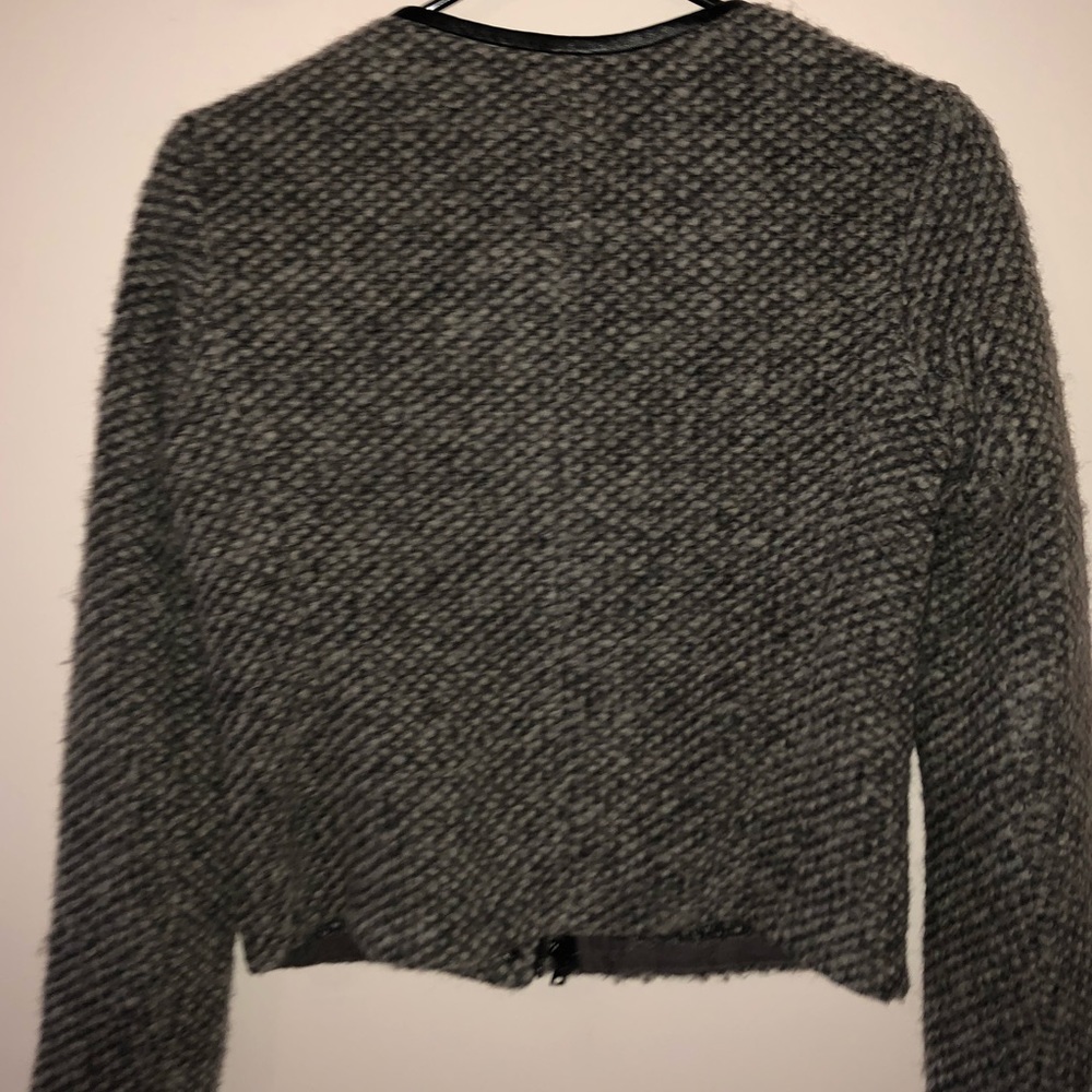 Classy Jacket- Gap - Picture 3 of 5